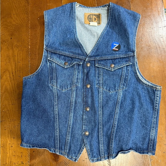 Vintage International Denim Vest size M preowned - Picture 1 of 7